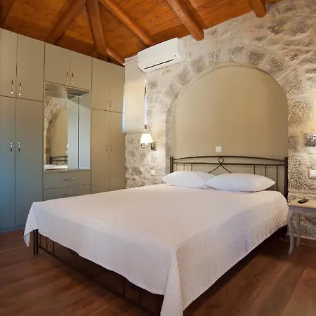 Lilea Chalet Parnassos * Λιλαία