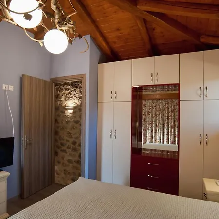 Lilea Chalet Parnassos Шале *