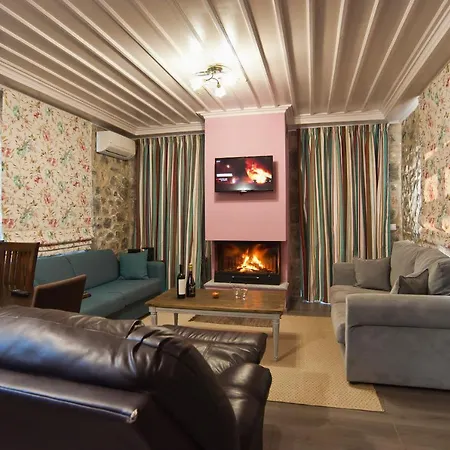 Шале Lilea Chalet Parnassos Lilaia